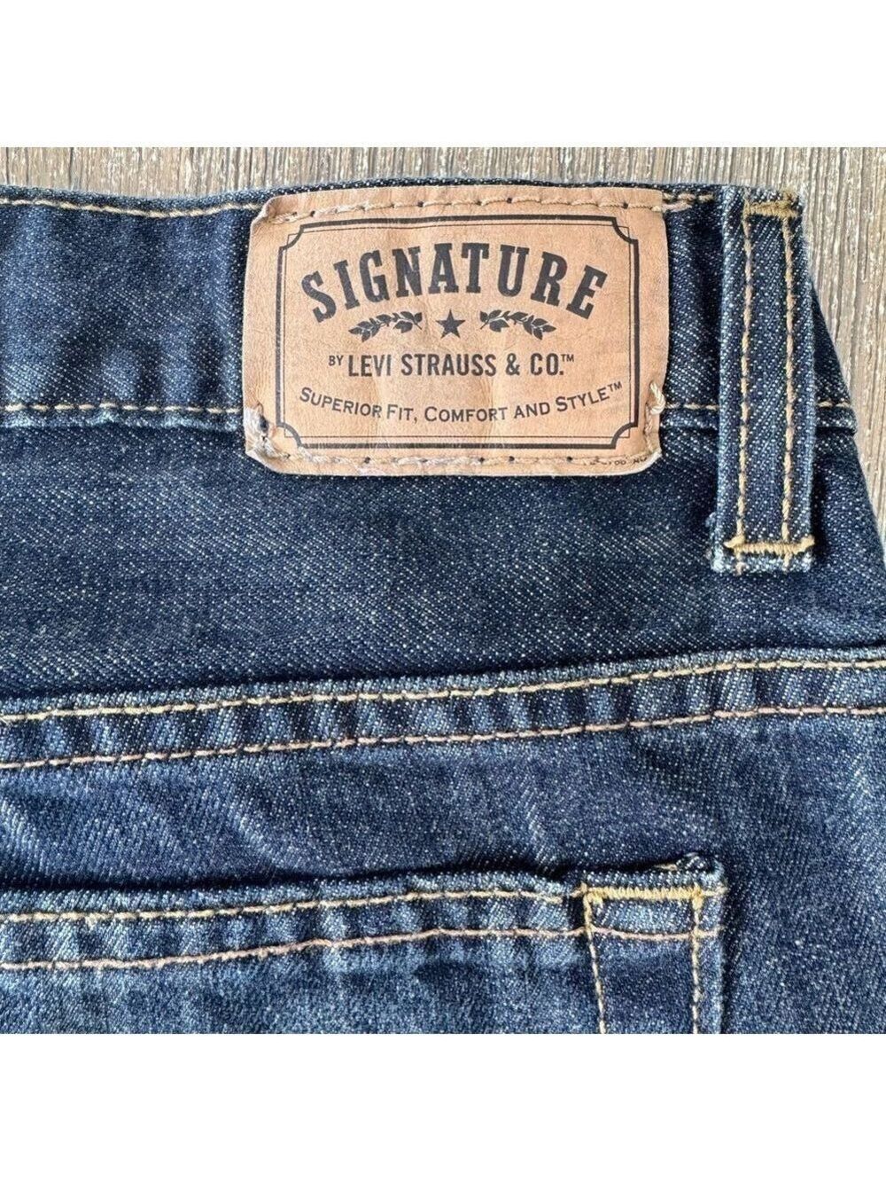 Levi Jeans. Denim washed look. Brand new. 31X27. Mens.